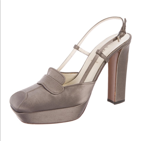 prada shoes clearance